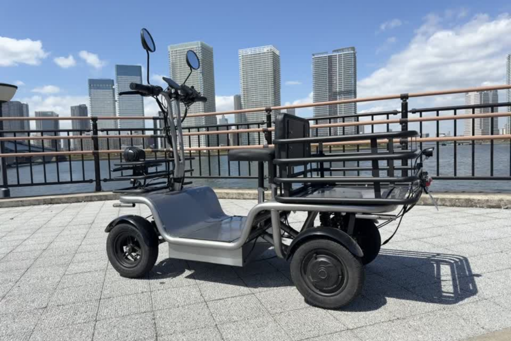 エレカーゴ後方側面 | ELEMOs