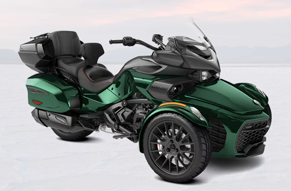 三輪バイク バイクとは似て非なる楽しさ！ 前二輪・後一輪の「