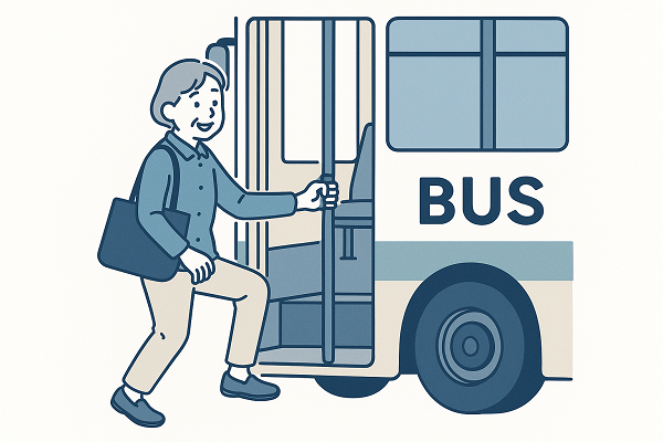 バスに乗る高齢者女性 | ELEMOs